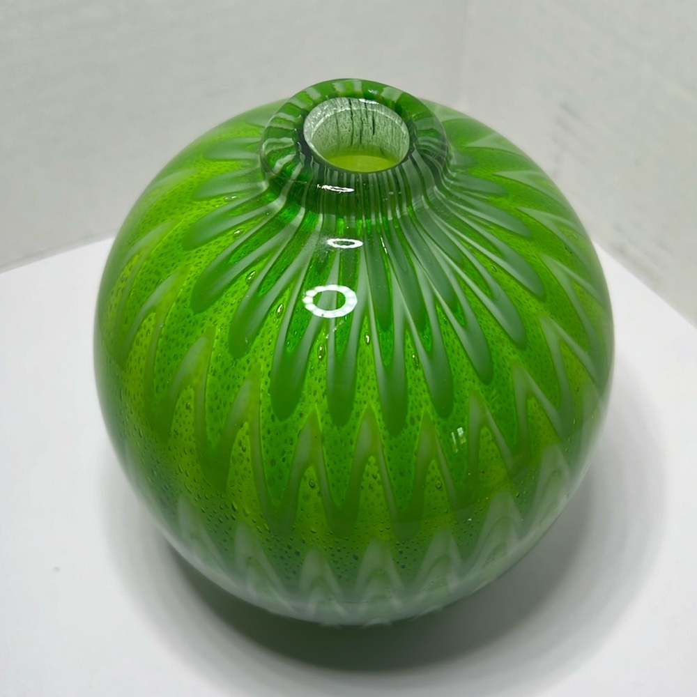 Green Hand Blown Art Glass Vase Bullicante Controlled Bubble Murano Style Decor